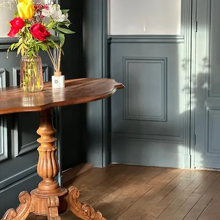 La Grande Maison Lgm Lesches