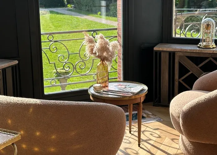 Lägenhetshotell La Grande Maison Lgm Lesches